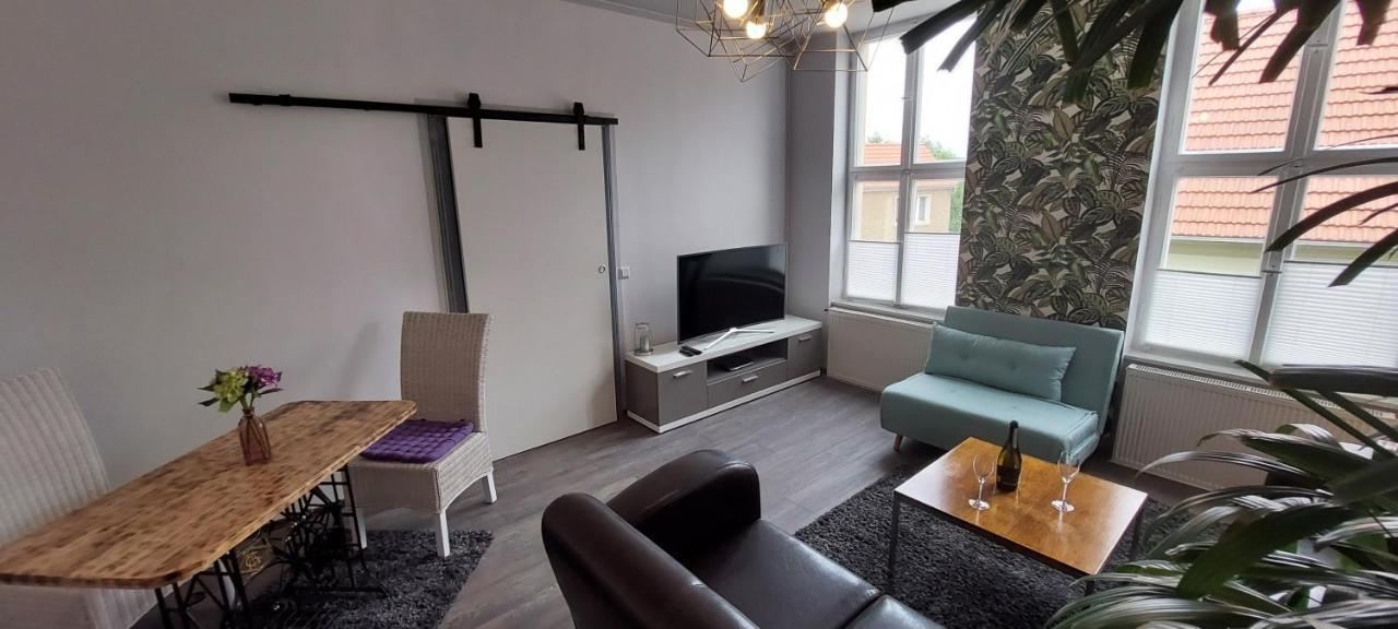 Modernes Wohnen Im Alten Beelitz Wohnung 2 ภายนอก รูปภาพ